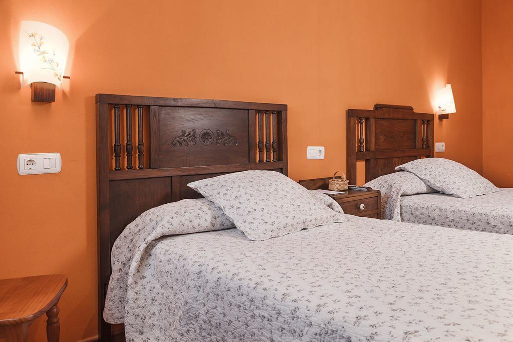 Hotel Rural Suquin Навія Екстер'єр фото